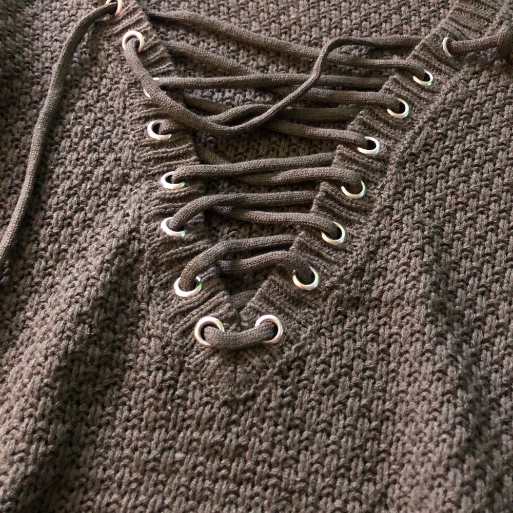 Olive green V neck sweater - Picture 3 of 5